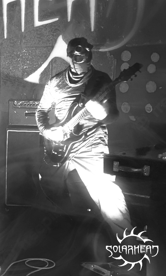 Bob performing with Solarhead